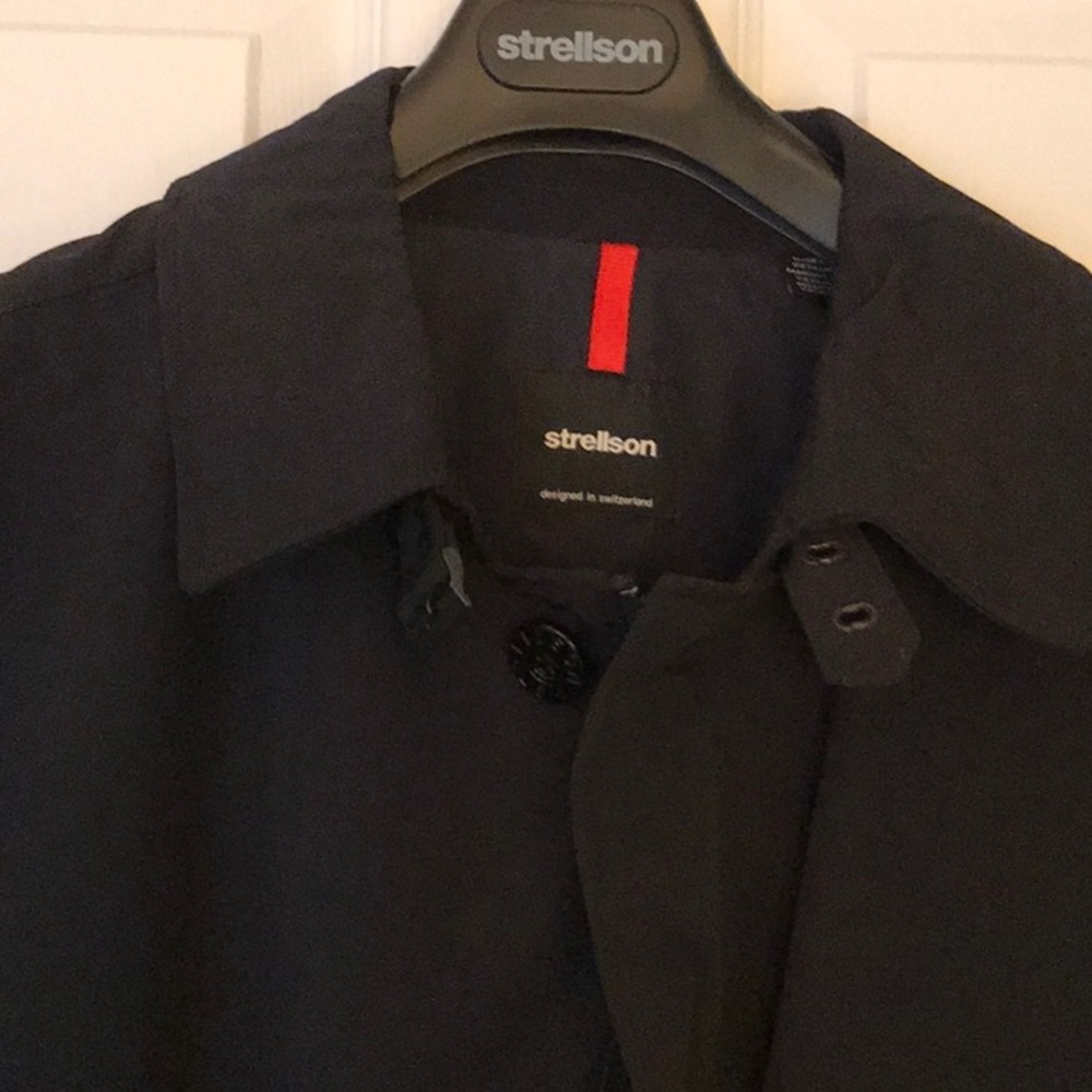Men’s Jacket - Picture 2 of 5